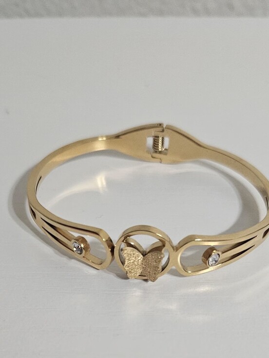 Jewelry - Gold Butterfly Bangle Bracelet - Women Jewelry